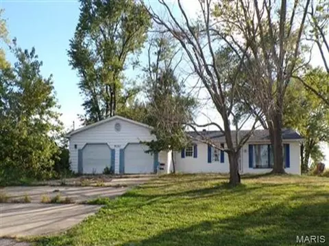 9340 N Hwy 94, West Alton, MO 63386