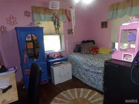 Bedroom - 508 Eiler Rd, Belleville, IL 62223 photo 2 of 6