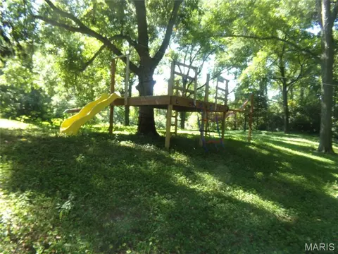 Exterior - 508 Eiler Rd, Belleville, IL 62223 photo 8 of 15