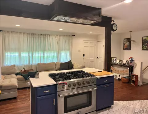 Kitchen - 508 Eiler Rd, Belleville, IL 62223 photo 1 of 7