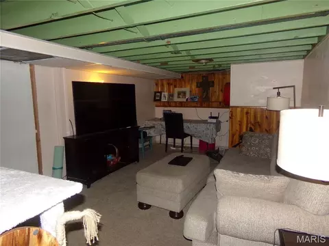 Living - 508 Eiler Rd, Belleville, IL 62223 photo 2 of 2