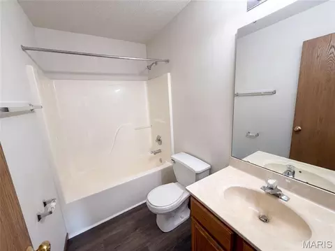 Bath - 2827 Bromley Dr, O'fallon, MO 63368 photo 1 of 2