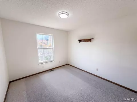Bedroom - 2827 Bromley Dr, O'fallon, MO 63368 photo 3 of 6
