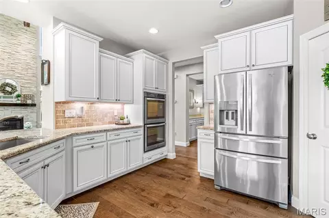 Kitchen - 136 Stewards Ln, Eureka, MO 63025 photo 2 of 4