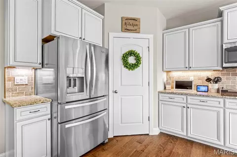 Kitchen - 136 Stewards Ln, Eureka, MO 63025 photo 4 of 4