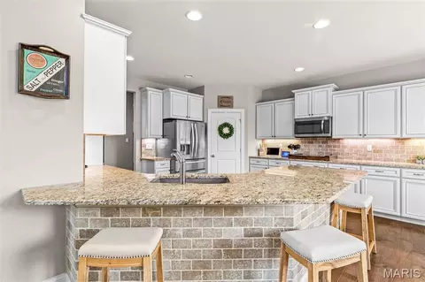 Kitchen - 136 Stewards Ln, Eureka, MO 63025 photo 1 of 4