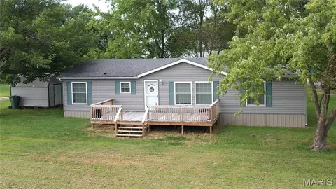 929 State Route 4, Willisville, IL 62997