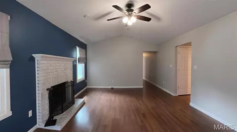 Living - 113 White Pine Ave, O'fallon, IL 62269 photo 3 of 4