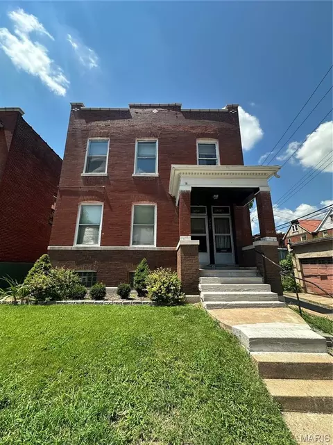 2347 Klemm St, Saint Louis, MO 63110