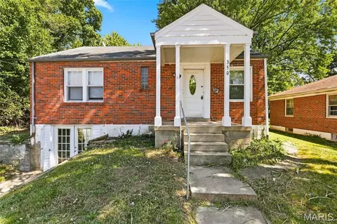 350 N New Florissant Rd, Florissant, MO 63031