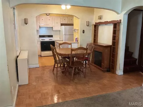 Dining - 412 W Springfield Ave, Union, MO 63084 photo 1 of 1