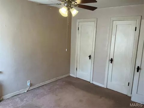 Bedroom - 412 W Springfield Ave, Union, MO 63084 photo 4 of 7