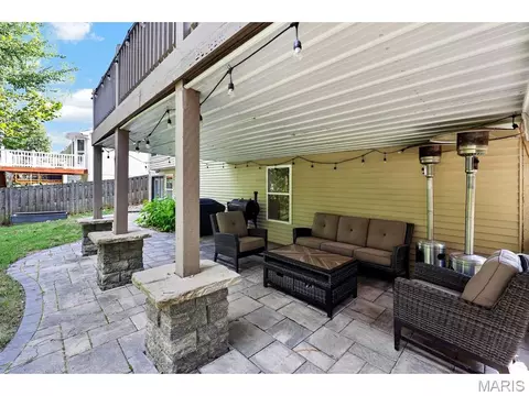 Exterior - 15 Millers Ct, O'fallon, MO 63366 photo 7 of 10