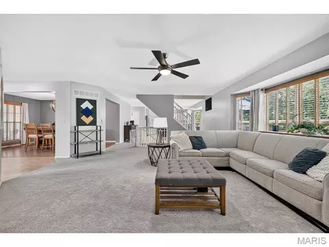 Living - 15 Millers Ct, O'fallon, MO 63366 photo 6 of 7