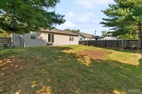 Exterior - 708 S Library St, Waterloo, IL 62298 photo 7 of 9