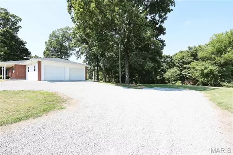 Exterior - 714 State Highway 34, Jackson, MO 63755 photo 3 of 7