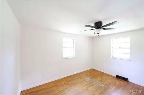 Bedroom - 714 State Highway 34, Jackson, MO 63755 photo 5 of 6