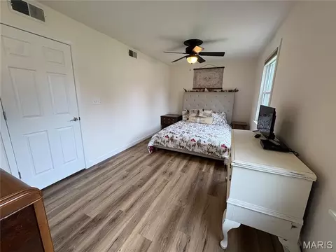 Bedroom - 9 Circle Dr, Union, MO 63084 photo 3 of 5