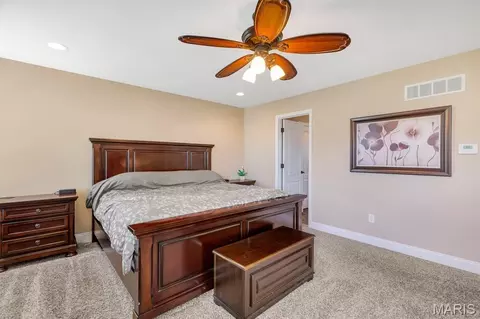 Bedroom - 221 Oakhurst Cir, O'fallon, MO 63368 photo 2 of 10
