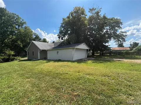 Exterior - 6941 Willing St, Barnhart, MO 63012 photo 6 of 7