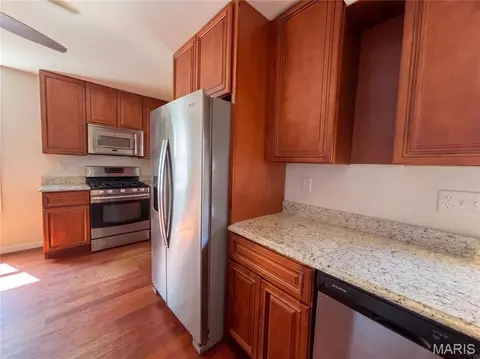 Kitchen - 6941 Willing St, Barnhart, MO 63012 photo 3 of 4