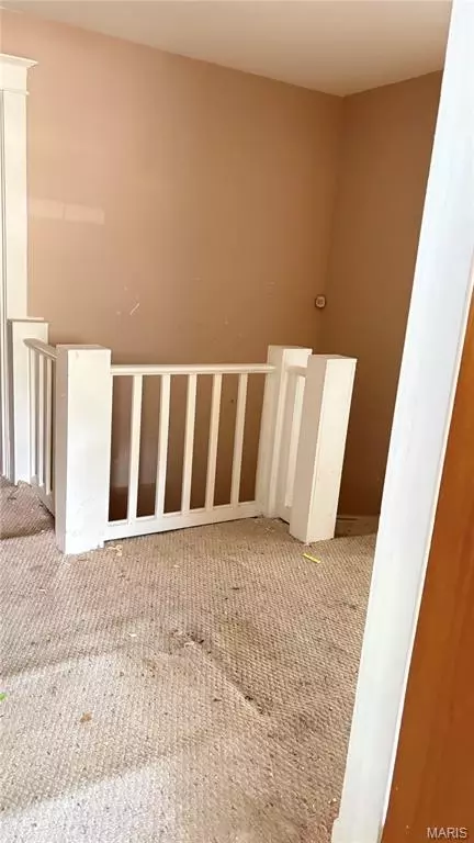 Entry Way - 3802 Avondale Ave, Normandy, MO 63121 photo 8 of 9