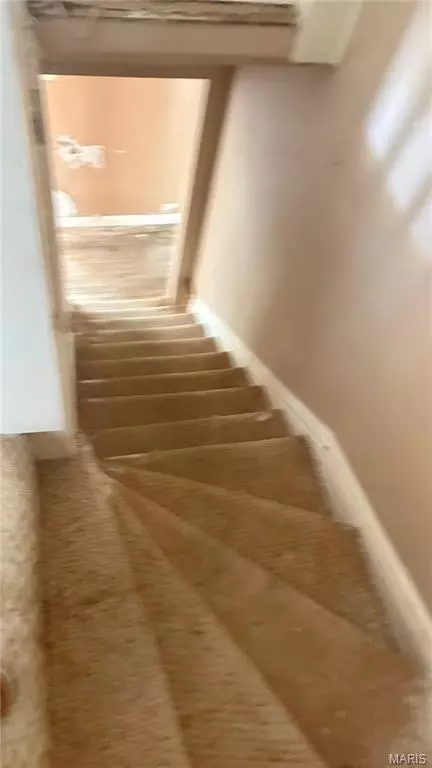 Entry Way - 3802 Avondale Ave, Normandy, MO 63121 photo 7 of 9
