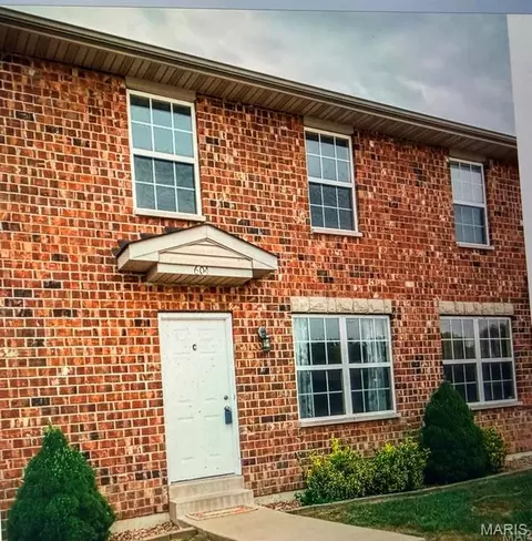 604 Linda Ln #C, Wentzville, MO 63385