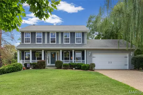 100 Quiet Grove Ct, Saint Peters, MO 63376