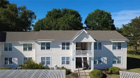14257 Cape Horn Pl, Florissant, MO 63034