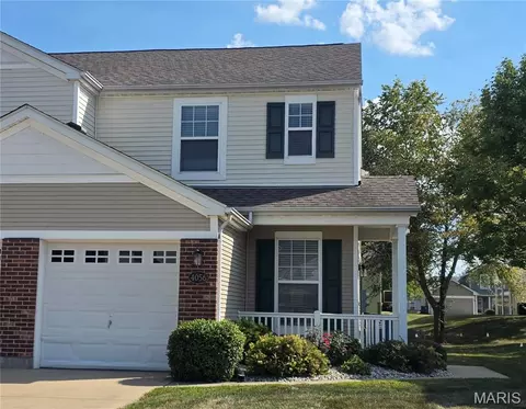 4056 Gentry Ln, Swansea, IL 62226