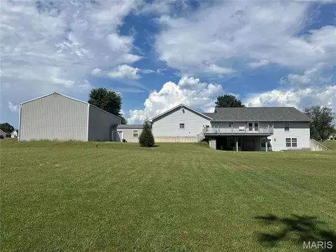 Exterior - 196 Indian Prairie Ln, Union, MO 63084 photo 2 of 6