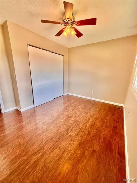 Bedroom - 1530 Oak St, Jackson, MO 63755 photo 2 of 3