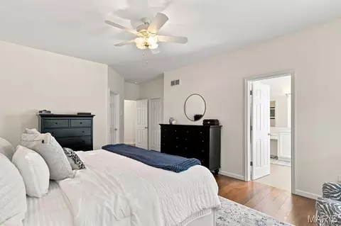 Bedroom - 656 Meramec View Dr, Eureka, MO 63025 photo 3 of 11