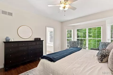Bedroom - 656 Meramec View Dr, Eureka, MO 63025 photo 2 of 11