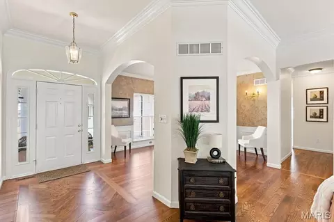 Entry Way - 656 Meramec View Dr, Eureka, MO 63025 photo 1 of 5