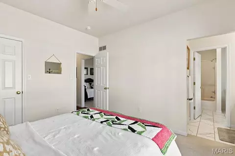 Bedroom - 656 Meramec View Dr, Eureka, MO 63025 photo 6 of 11