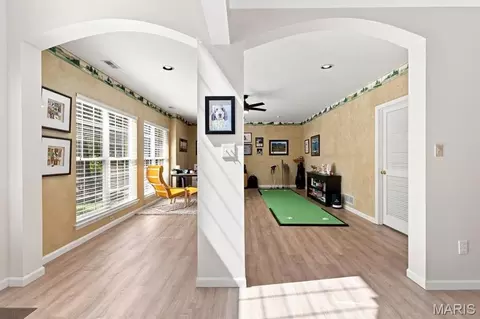 Entry Way - 656 Meramec View Dr, Eureka, MO 63025 photo 3 of 5
