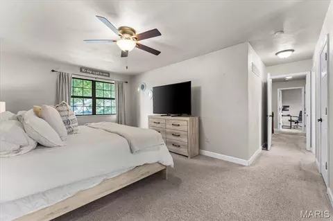 Bedroom - 102 Pheasant Run, O'fallon, IL 62269 photo 4 of 9