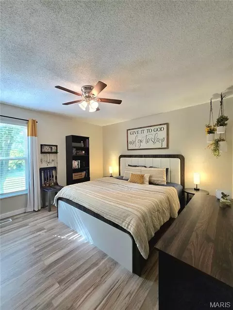 Bedroom - 6336 Rainbow Rdg, Washington, MO 63090 photo 1 of 5