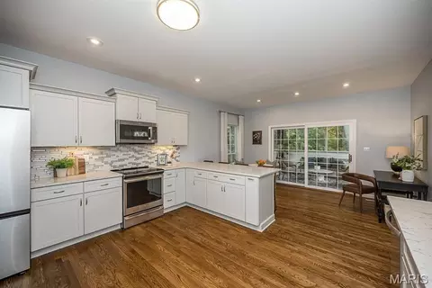 Kitchen - 136 Timber Meadows Dr, O'fallon, MO 63368 photo 2 of 7