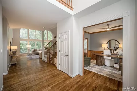 Entry Way - 136 Timber Meadows Dr, O'fallon, MO 63368 photo 2 of 8