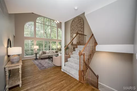 Entry Way - 136 Timber Meadows Dr, O'fallon, MO 63368 photo 5 of 8