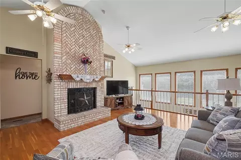 Living - 174 Denise Ct, Troy, MO 63379 photo 1 of 3
