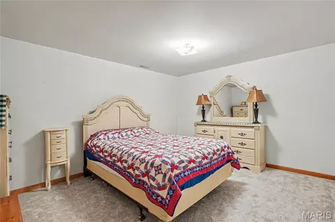 Bedroom - 174 Denise Ct, Troy, MO 63379 photo 3 of 3