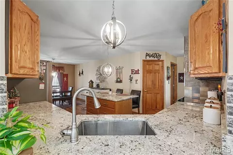 Kitchen - 174 Denise Ct, Troy, MO 63379 photo 1 of 3