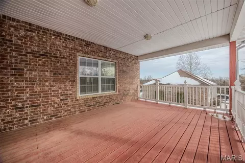Exterior - 220 April Dr, Saint Robert, MO 65584 photo 4 of 17