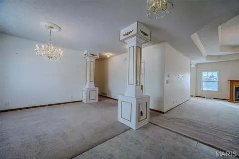 Living - 220 April Dr, Saint Robert, MO 65584 photo 1 of 14