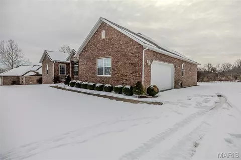 Exterior - 220 April Dr, Saint Robert, MO 65584 photo 13 of 17
