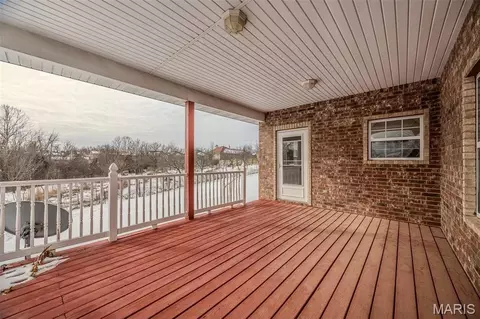 Exterior - 220 April Dr, Saint Robert, MO 65584 photo 6 of 17